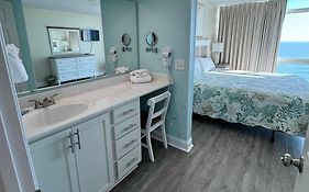 Club Regency At Regency Towers